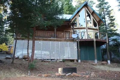 Image de Log Cabin avec vue sur le lac et la montagne, familial, 3 chambres, 2 salles de bain, Wifi