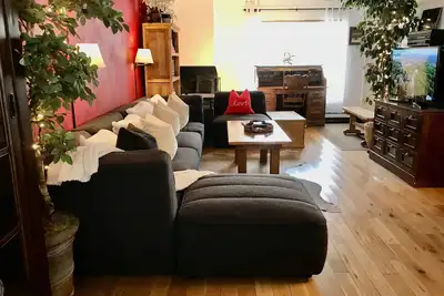 Image de Remodelé 2 ch 2. 5 salles de bain T-Home à W Vail @ Bus Stop, Grocery & Restaurants +