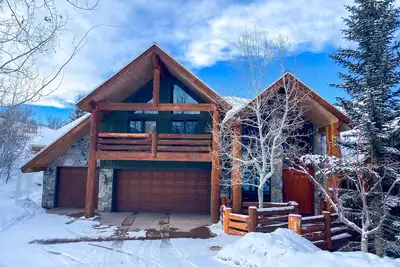 Image de 7br / 6. 5 Ba Mountain Home - Table de billard, bain Ă remous, 2 suites principales