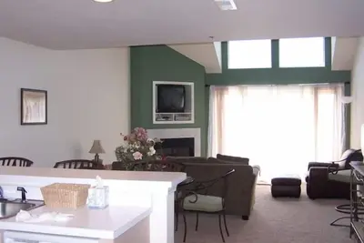 Image de Les Ledges! 3 Br + Loft / 3 Ba - 2 piscines et Sandy Beach - Capacité d'accueil jusqu'à 12