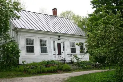 Image de Orchard Hill Farmhouse (c 1794. ): Entre la cĂ´te atlantique et le Mts blanc.