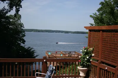 Image de Maison principale au bord du lac, Kayaks / Sup, Plage, Bateau à proximité, Dog Friendly