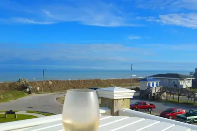 Image de Vues, Vues, Vues à quelques pas de la plage!