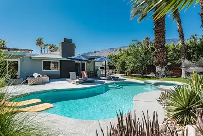 Image de Le confort abonde dans votre oasis privée dans le désert