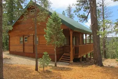 Image de New Fire Pit! Cedar Haven Cabin - Entre Bryce et Zion