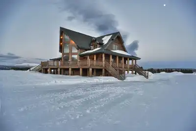 Image de Le Sawtelle Lookout- un chalet confortable à seulement 20 minutes en dehors de Yellowstone Park