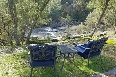 Image de Escapade privée avec vue sur la rivière \/ bain à remous