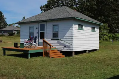 Image de Lupin Seaside Cottage au-dessus de Shoreline avec des vues magnifiques