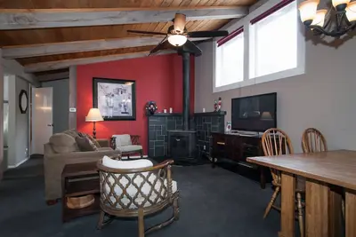 Image de Squaw Valley, Easy Walk Pour Leviers et Village!