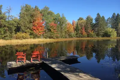 Image de Une cabane sur le lac Hayward