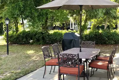 Image de Disponible en janvier 2020! ! ! Maison spacieuse de Sarasota! À quelques minutes de la plage!