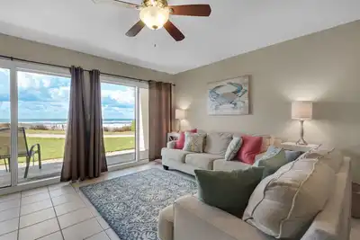 Image de Destin, Fl 1 Br Beachfront @ Windancer rez-de-chaussée avec piscine, service de plage gratuit