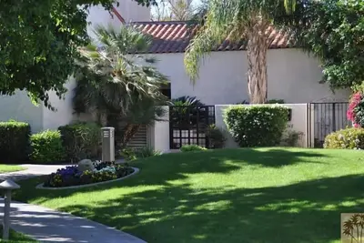 Image de Fantastique vue Mt depuis ce condo Belle Mission Hills Country Club