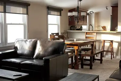 Image de Ensoleillé 3 chambres côté pente avec vue