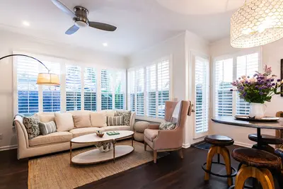 Image de Fantastique maison de vacances située au cœur de Coronado!