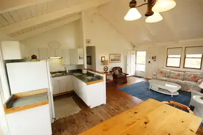 Île isolée Getaway, 6 couchages, Animaux acceptés, offre spéciale!