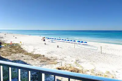 Image de Absolument magnifique Oceanfront 1 chambre Condo.