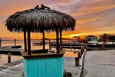 Image de 2br Waterfront Cottage with the Most Spectacular View of lighthouse!