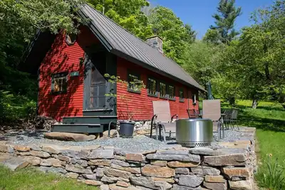 Image de Cabane dans le verger près de Silver Lake