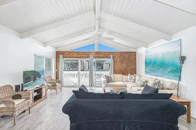 Image de Ocean View Family Vacation Beach Home (unité supérieure)