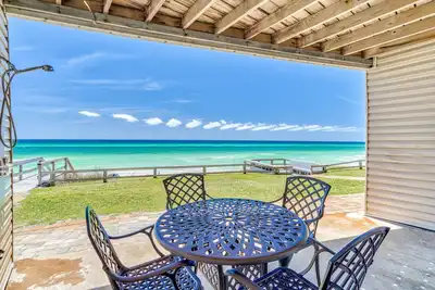 Image de `Mermaid Cove` 30a Seacrest Beach Golfe Front Location de vacances + Piscine + Vélos gratuits