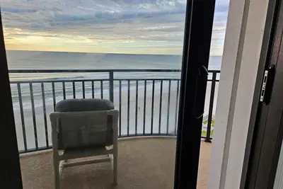 Image de Fortement souhaité, luxe direct deux chambres au bord de l'océan