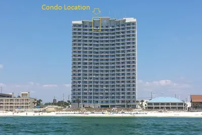 Image de Condo de plage Penthouse Par Pier Park / Brown Field, 6 Personnes, Chaises De Plage Et Gril!
