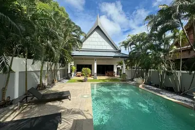Image de Villa Montrachet avec piscine privée de style thaï