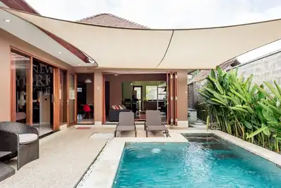 Image de Villa confortable avec 2 chambres et piscine à Sanur Beach Side