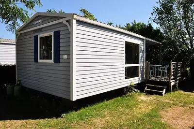 Image de Mobilhome Loggia 26m2 Confort - 2 Schlafzimmer + überdachte Terrasse + Tv 5 Personen