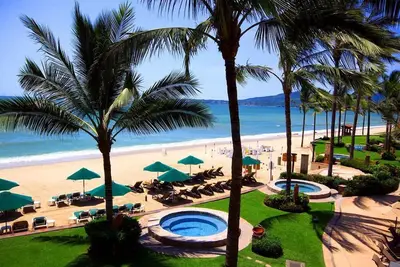 Image de Paradis PRIVÉ De La Plage! Beaux Jardins De Lush!
