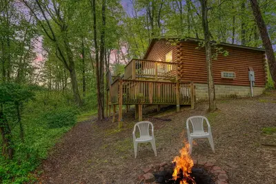 Cabine-Salle de bain privée séparée-Standard-Pine Ridge Cabin