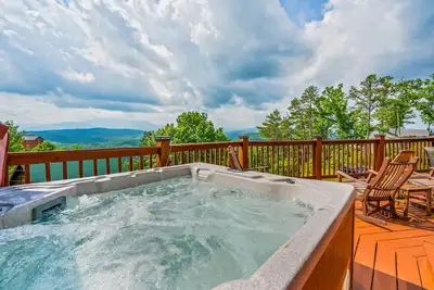 Image de * Chalet avec 360 vues à travers le mur de verre * 7 minutes de Dollywood & Parkway