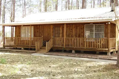 Image de Location de chalet avec privilèges de pêche dans l'étang approvisionné