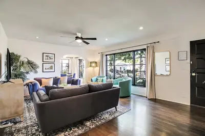 West Beach - propriété incroyable, profitez de l'extérieur, à moins de 2 pâtés de maisons de tout!
