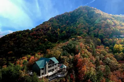 Image de Pimalai Lodge-360 vues, 65 \"Tv 3d, Mardi Gras Bar, Hobbit Hole, Poudlard Dortoir