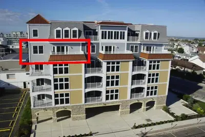 Image de Vue Sur L'Ocean Depuis Les 13 FENÊTRES! . . . Beachblock