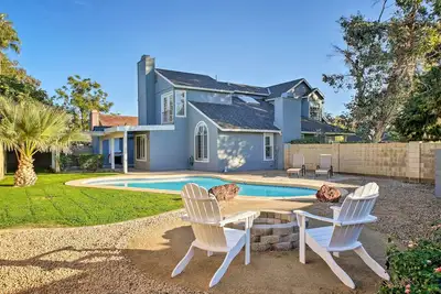 Image de Nouveau-moderne Scottsdale Home w / Pool près de bâton de parole