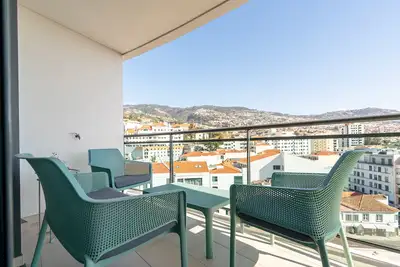 Image de \"Look over Funchal\" Un appartement de luxe au coeur de Funchal