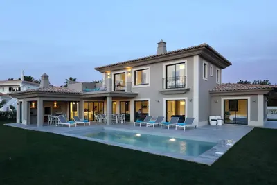 Image de Villa de luxe, tout neuf! pour 10 personnes, à 300 mètres de la mer