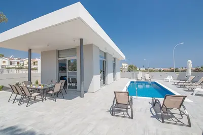 Image de Villa Desi, Villa de luxe et nouvelle 5bdr Protaras avec piscine et vue mer imprenable