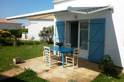 Image de Maisonnette avec piscine à 1800m de la plage, idéale pour familles - La Faute-sur-Mer
