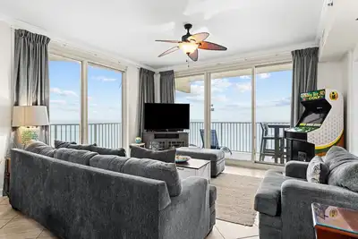 Image de Shores of Panama 903 ~ Magnifique Condo Remplissant Rapide Rsvp Asap ~