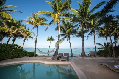 Image de Casa Texoma - Villa de luxe en bord de mer avec personnel privé dans une communauté fermée