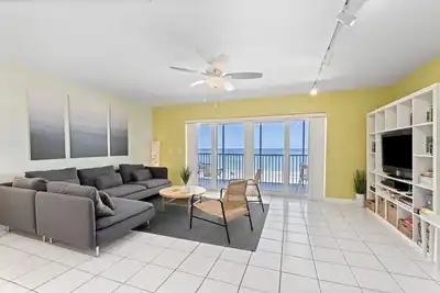 Image de Sunset Terrace # 208: 2 Br / 2 Ba Condo sur Bradenton Beach par Rva, 6 personnes