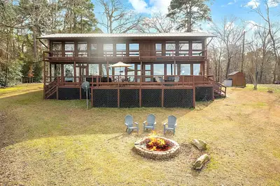 Image de Nouveau: le pavillon riverain sur Big Sam!