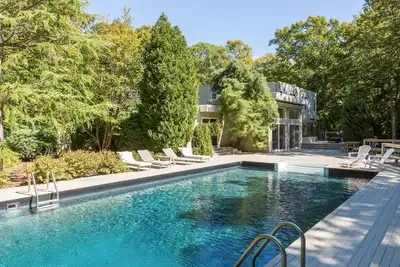 Image de Amagansett 2 Acre Moderne Proche Plage Et Ville