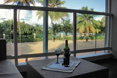 Image de Condo front de mer à RioMar exclusive