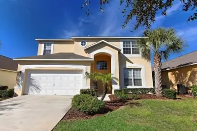 Image de Belle 7 Br / 5 Ba Villa de luxe avec piscine / Spa, Wi-Fi, téléviseurs Lcd, barbecue, à 3 miles de Disney