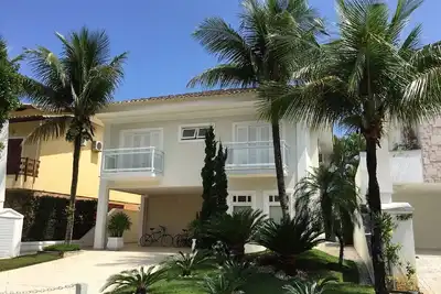 Image de HangaRoa Condo - Bertioga - Belle maison pour la famille, le confort et la sécurité